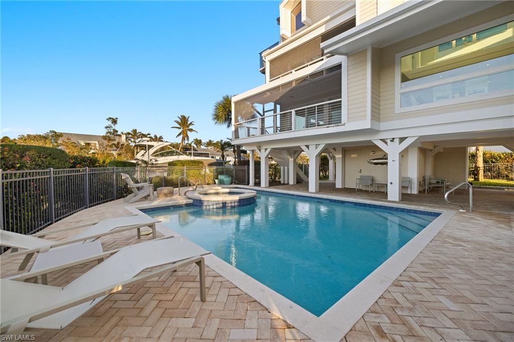 SANIBEL HARBOURS - Residential