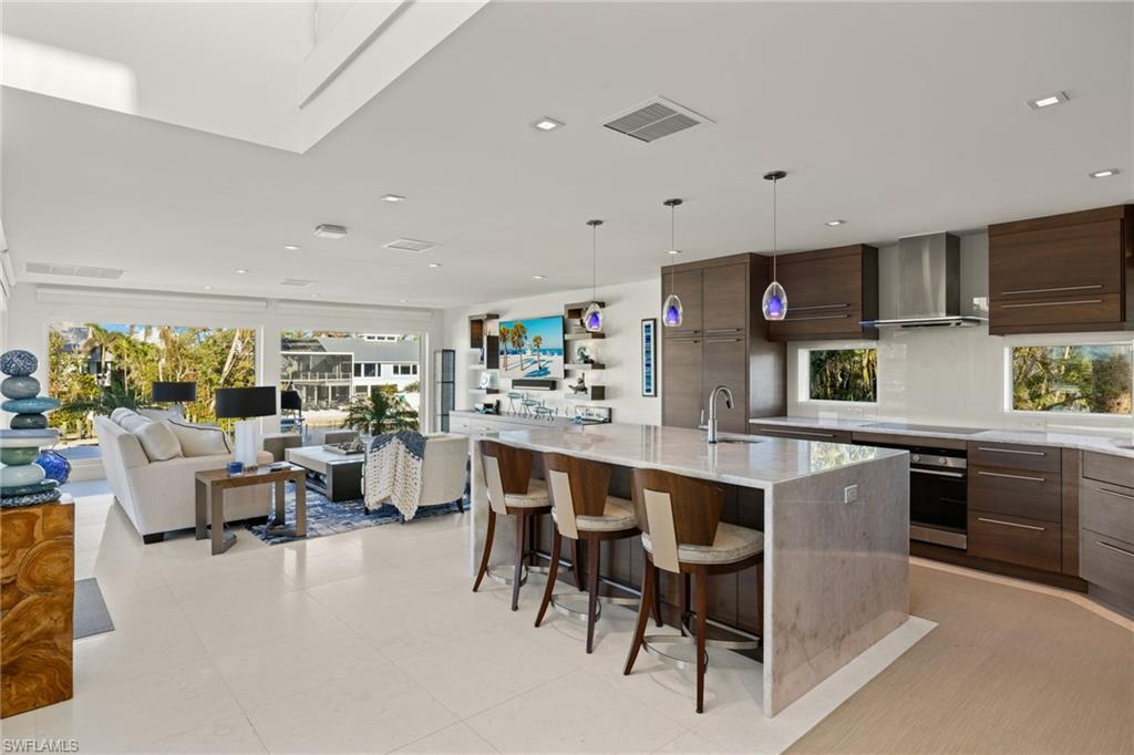 SANIBEL HARBOURS - Residential