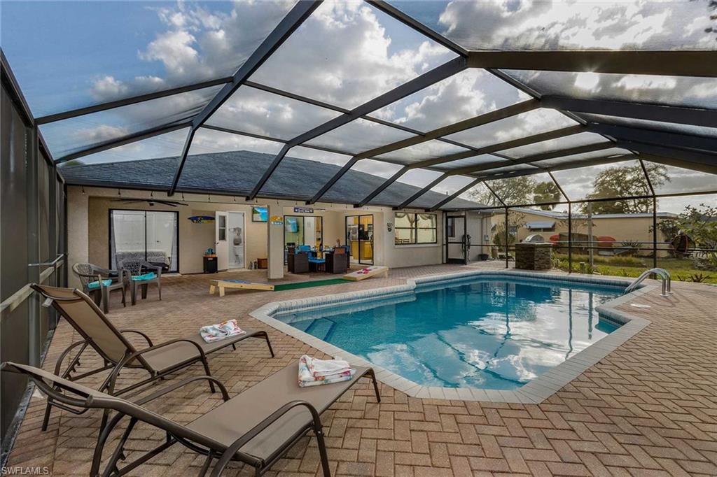 CAPE CORAL - Residential Lease