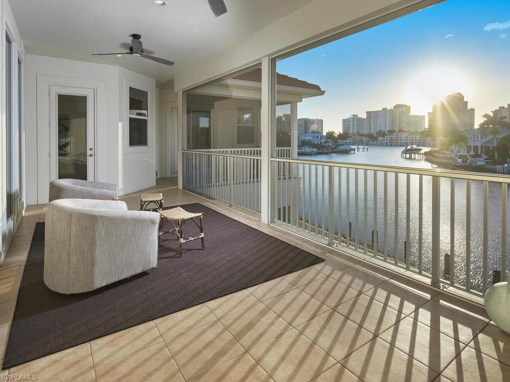 PARK SHORE - Residential