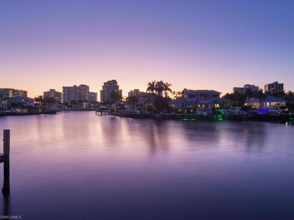 PARK SHORE - Residential