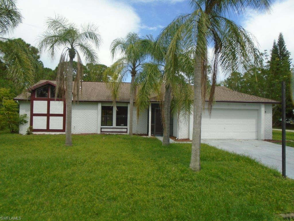 HALF ACRE !! POOL!! & 4 bedroom with FAMILYROOM. Fenced yard Ready to move in!! Roof replaced recently, pool resurfaced a few months ago. NEW Central air System installed, new water heater and ready for a new BUYER to MOVE IN!!!!
