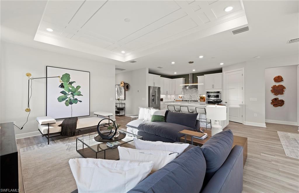DEL WEBB OAK CREEK - Residential