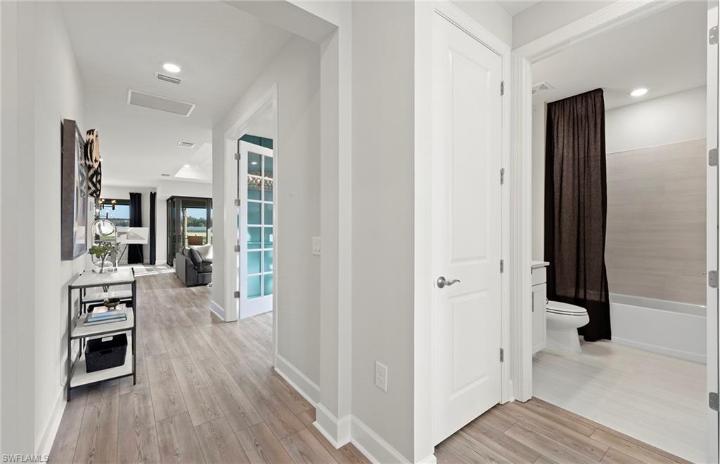 DEL WEBB OAK CREEK - Residential