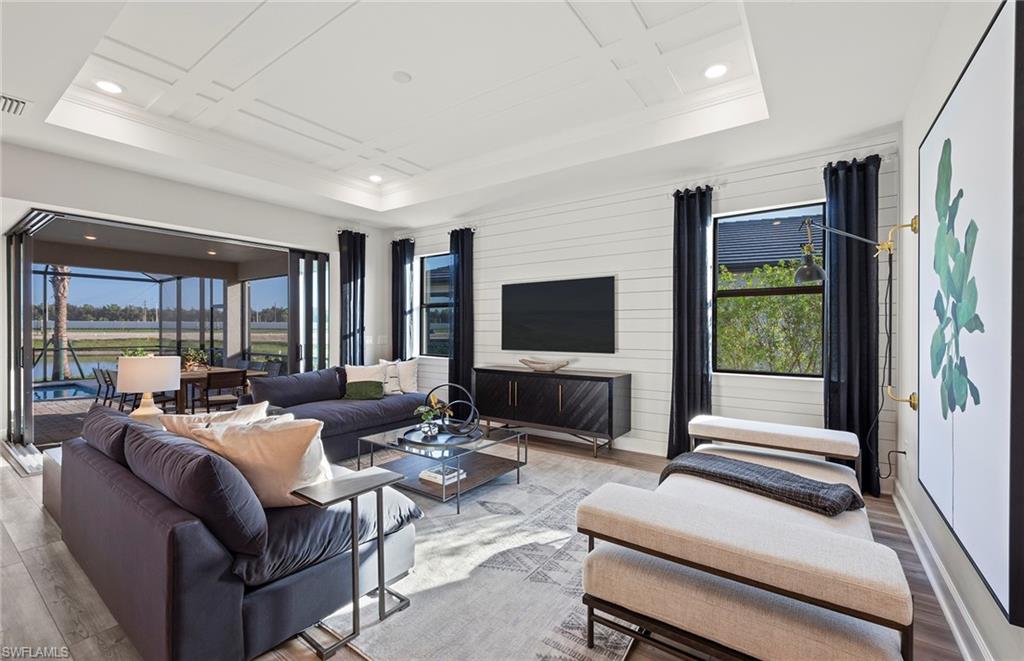 DEL WEBB OAK CREEK - Residential
