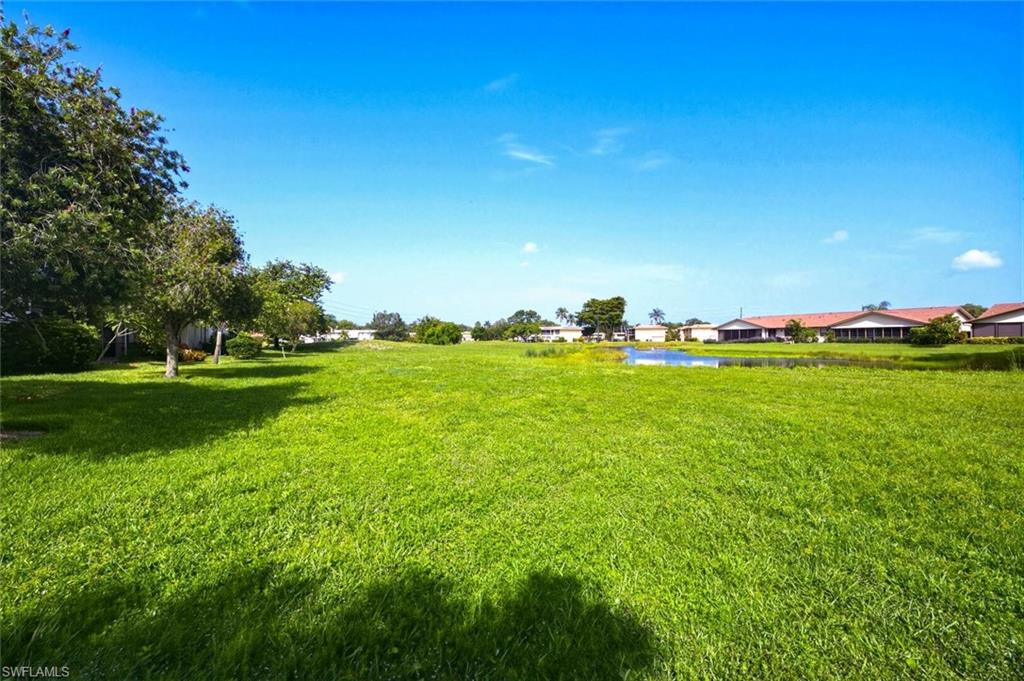 LAKEWOOD VILLAS - Residential