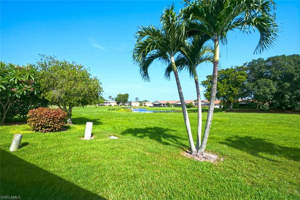 LAKEWOOD VILLAS - Residential