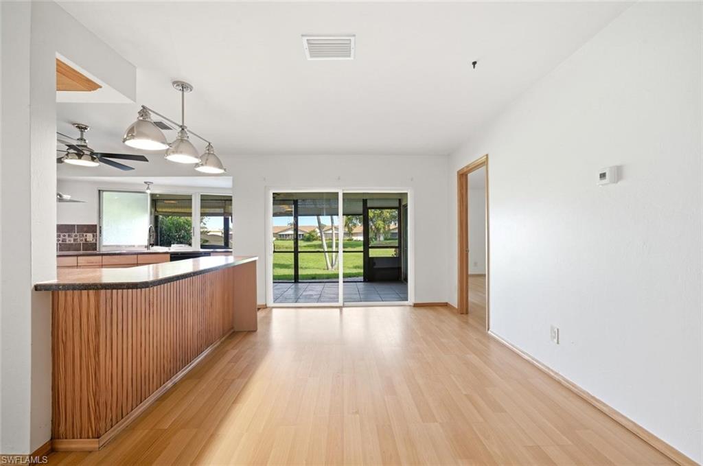 LAKEWOOD VILLAS - Residential