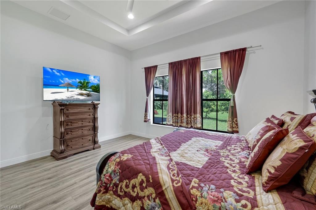 MAPLE RIDGE - Residential