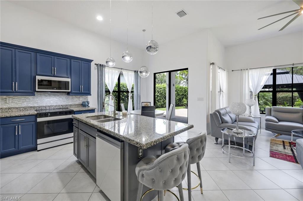 MAPLE RIDGE - Residential