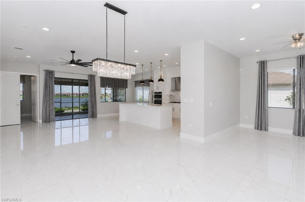 MAPLE RIDGE - Residential