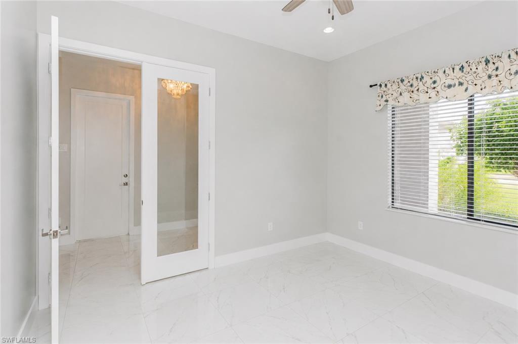 MAPLE RIDGE - Residential