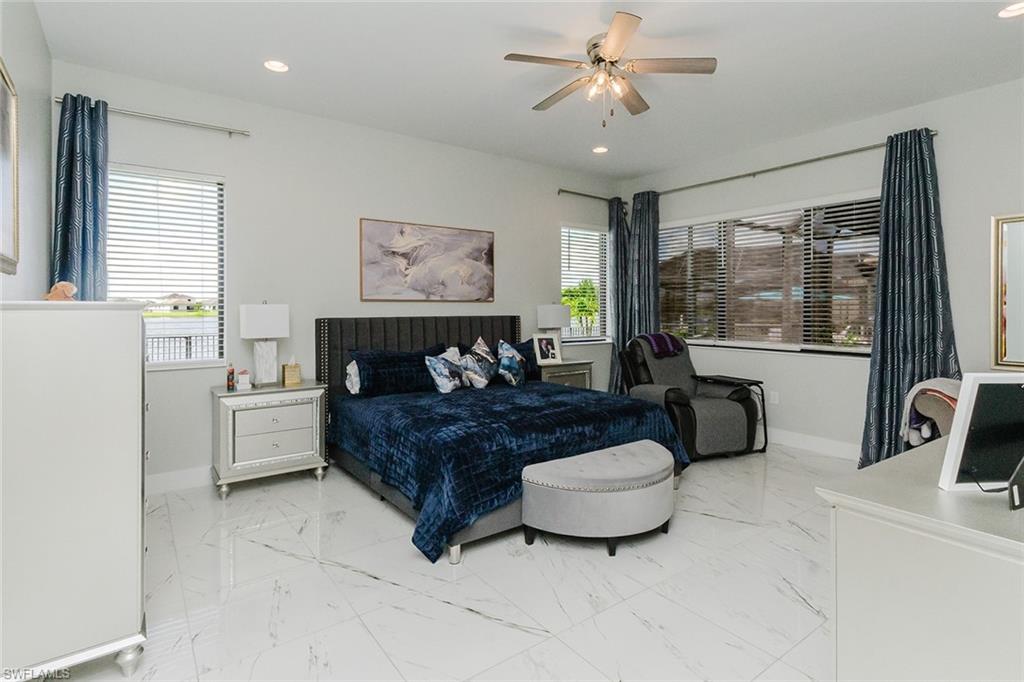 MAPLE RIDGE - Residential