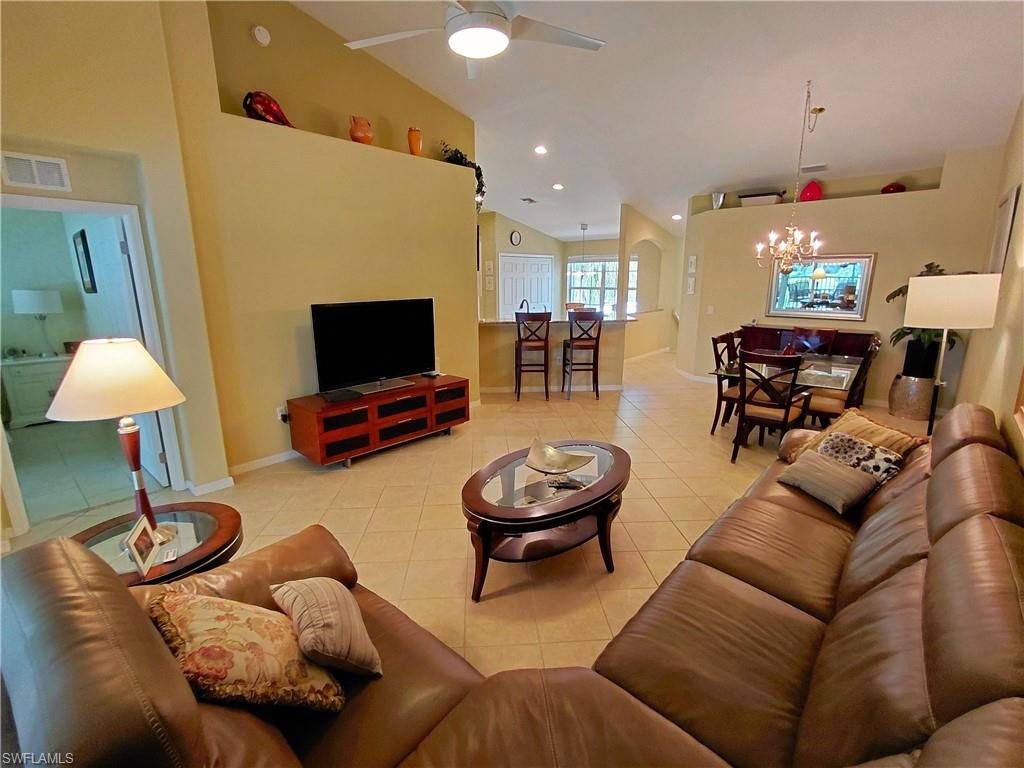 GARDEN LAKES - Residential