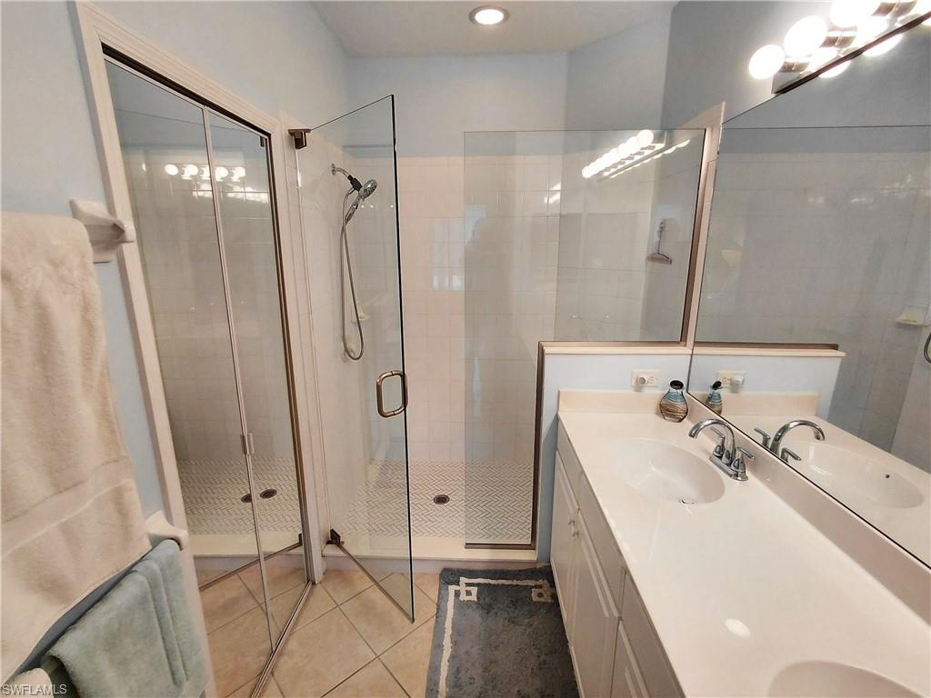 GARDEN LAKES - Residential