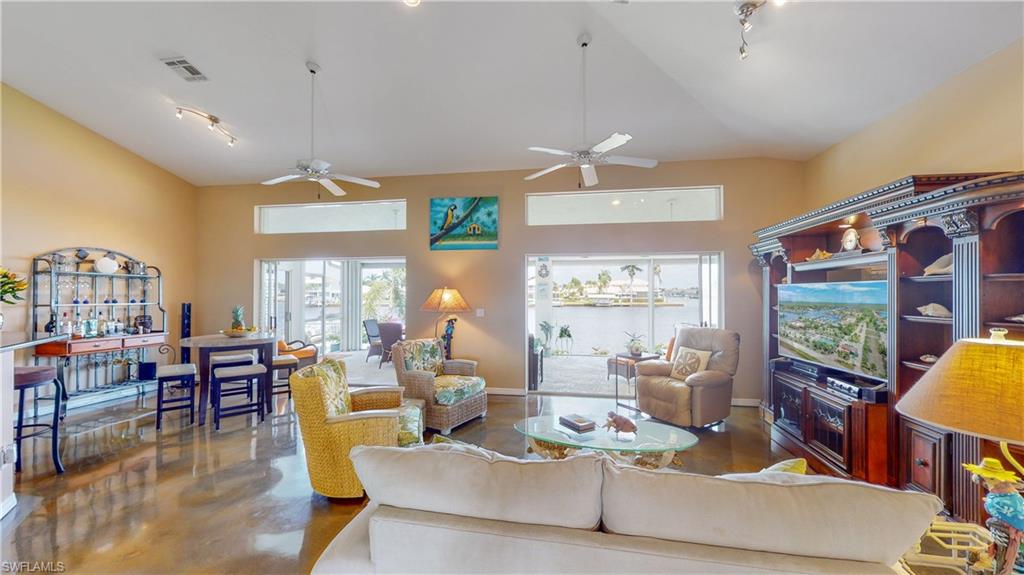 PORT OF THE ISLANDS - Residential