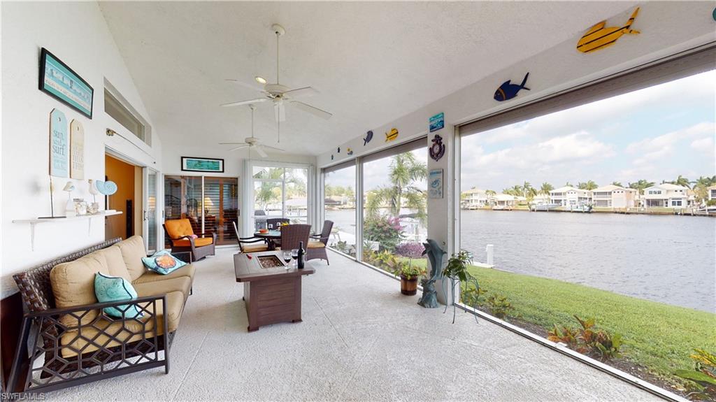 PORT OF THE ISLANDS - Residential