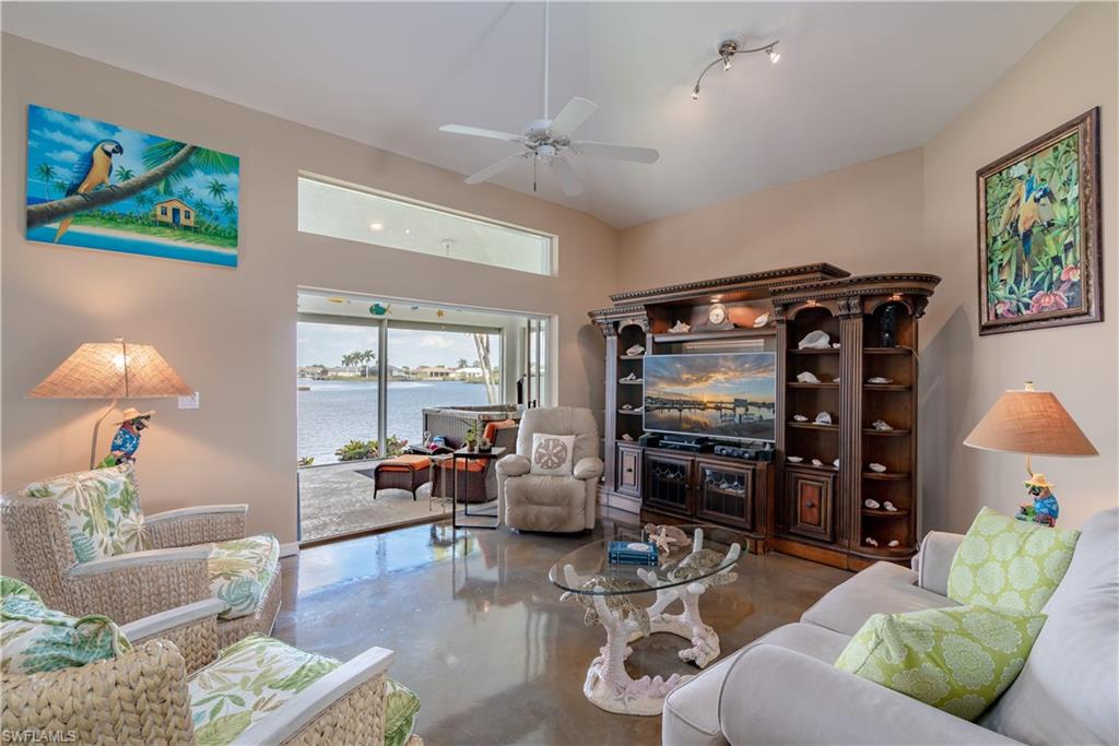 PORT OF THE ISLANDS - Residential