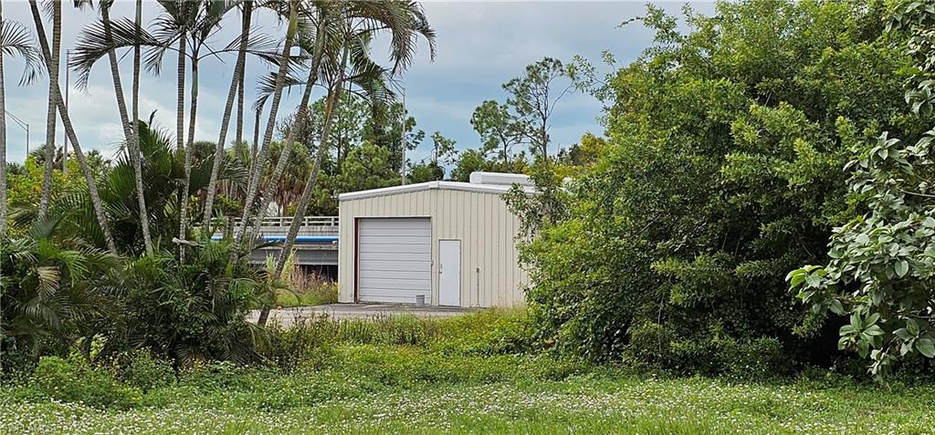 GOLDEN GATE ESTATES - Residential