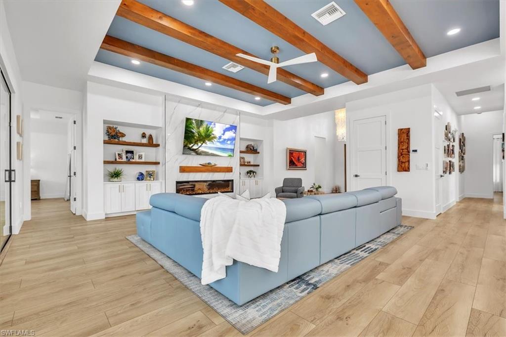 LAKEWOOD PARK - Residential