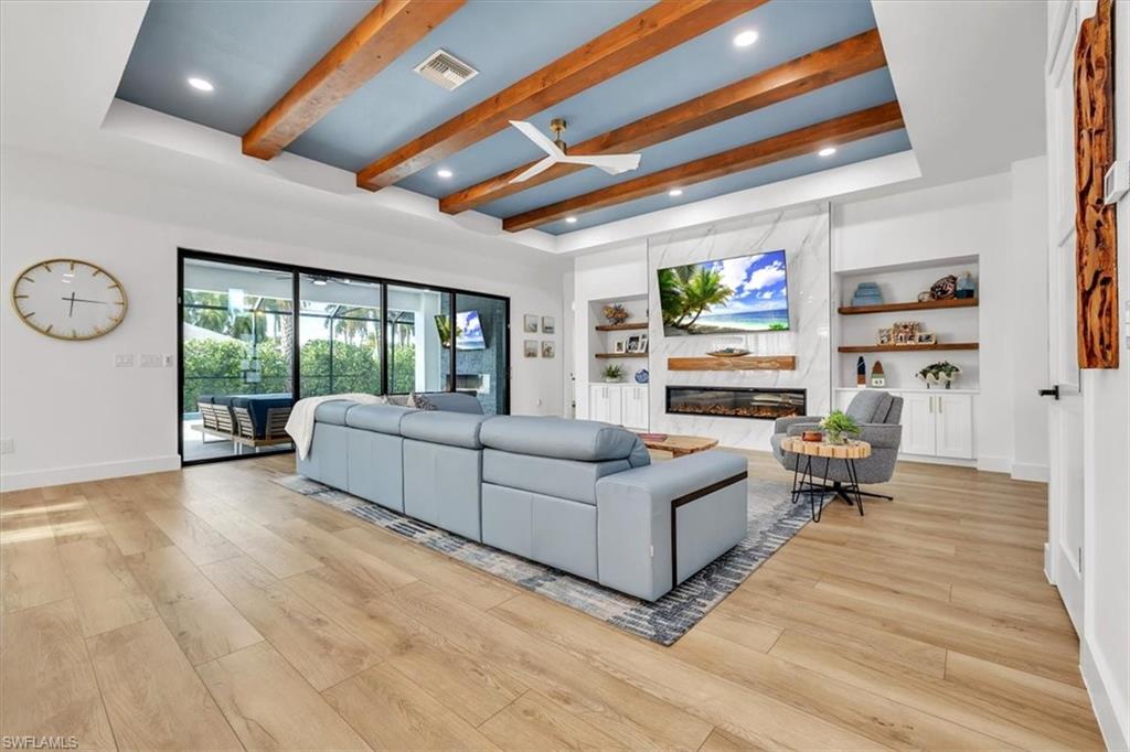 LAKEWOOD PARK - Residential