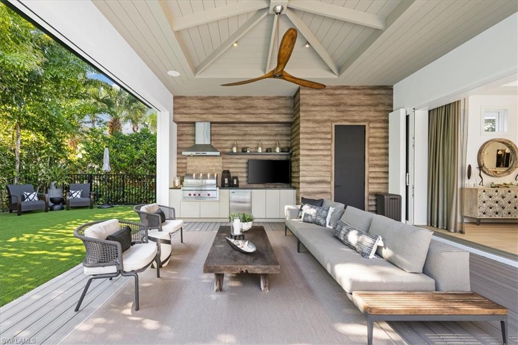 OLDE NAPLES - Residential