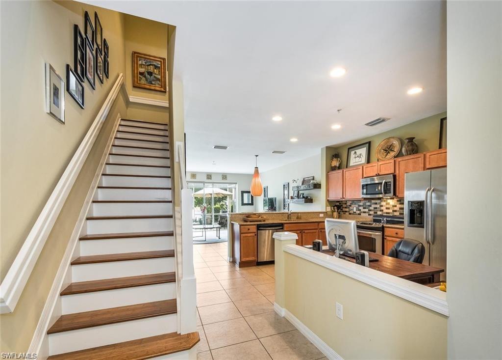 VERONA POINTE - Residential