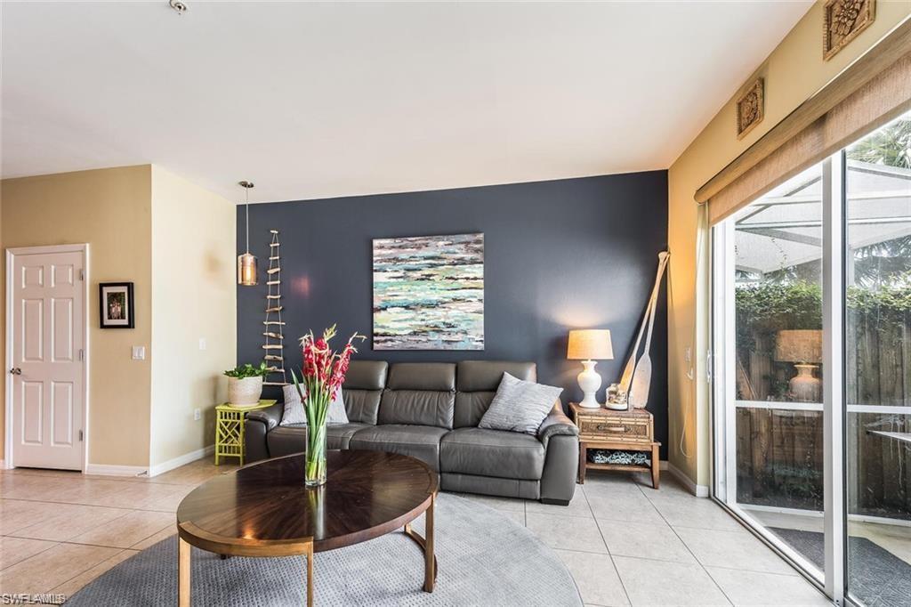 VERONA POINTE - Residential