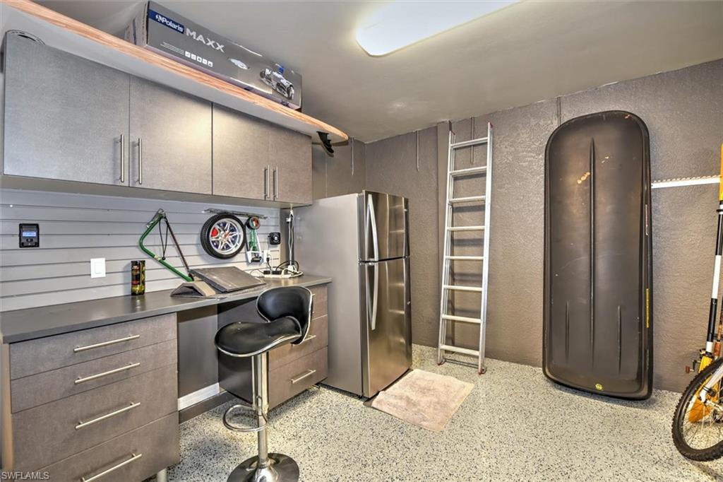 HERITAGE PALMS ESTATES - Residential