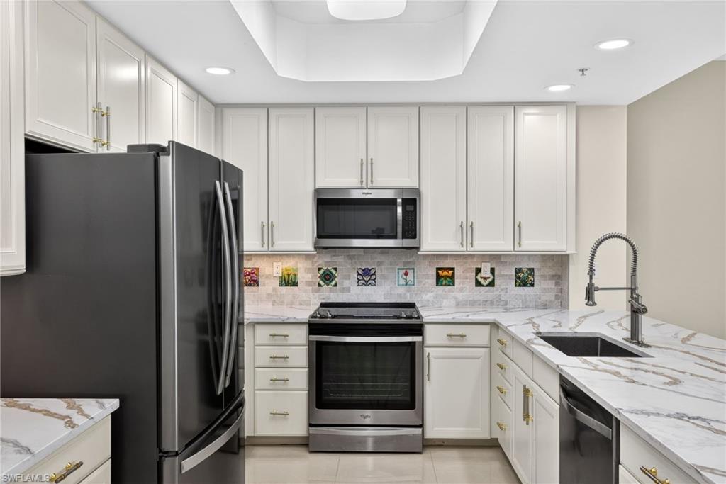 NORTH STAR YACHT CLUB - Residential