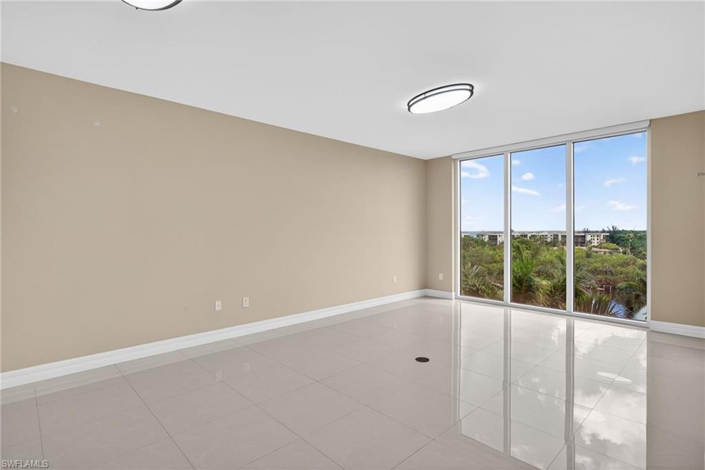 NORTH STAR YACHT CLUB - Residential