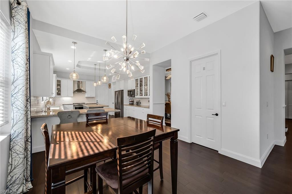 MAPLE RIDGE RESERVE - Residential