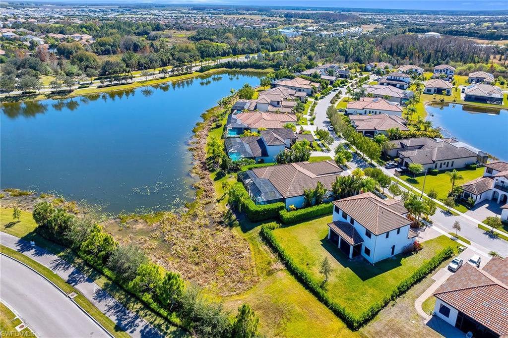 MAPLE RIDGE RESERVE - Residential