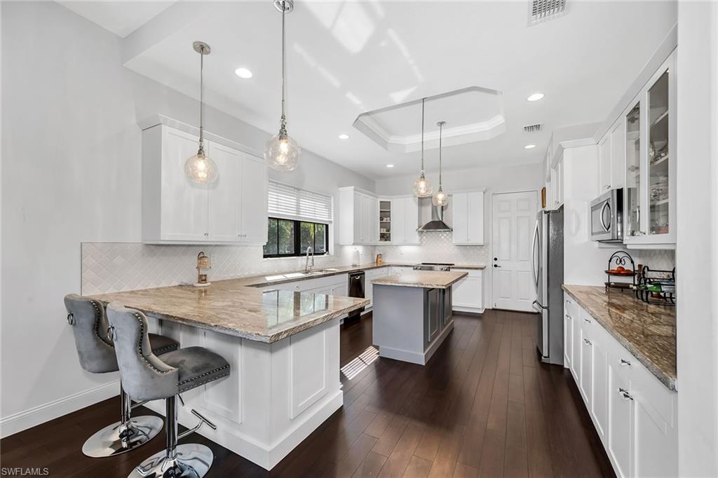 MAPLE RIDGE RESERVE - Residential