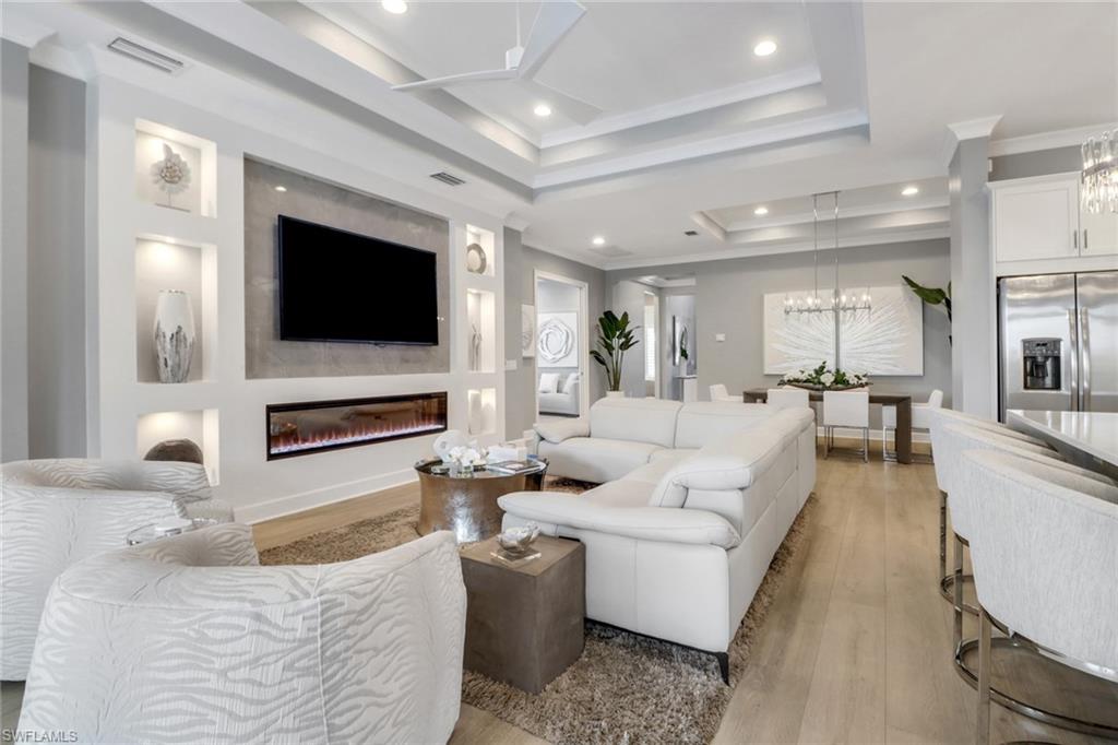 ISLES OF COLLIER PRESERVE - Residential
