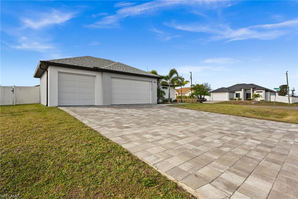 CAPE CORAL - Residential
