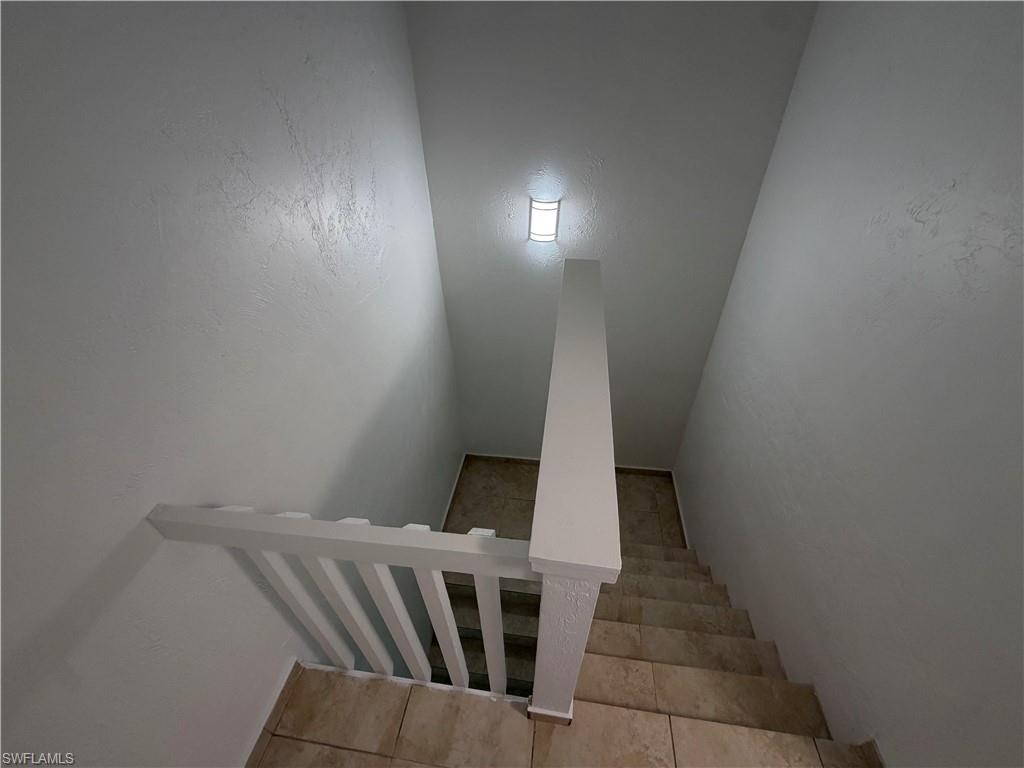 SAN CARLOS PARK - Residential Income