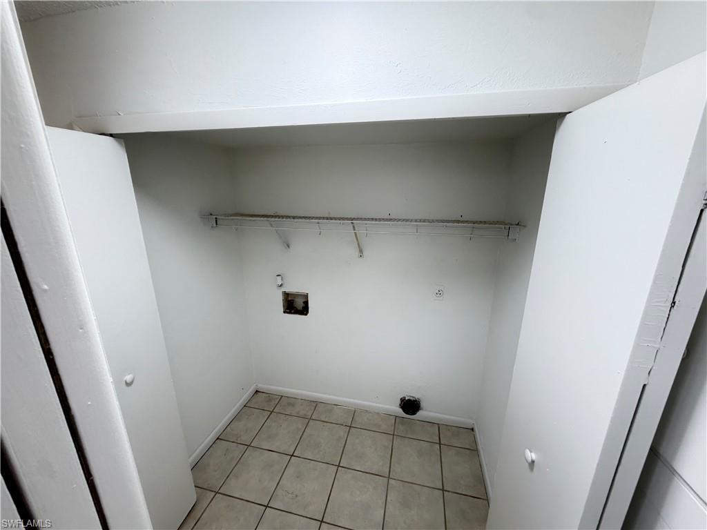 SAN CARLOS PARK - Residential Income
