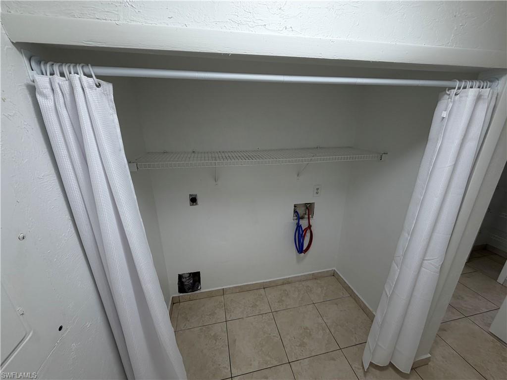 SAN CARLOS PARK - Residential Income