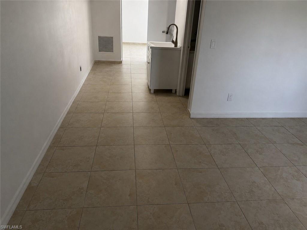 SAN CARLOS PARK - Residential Income