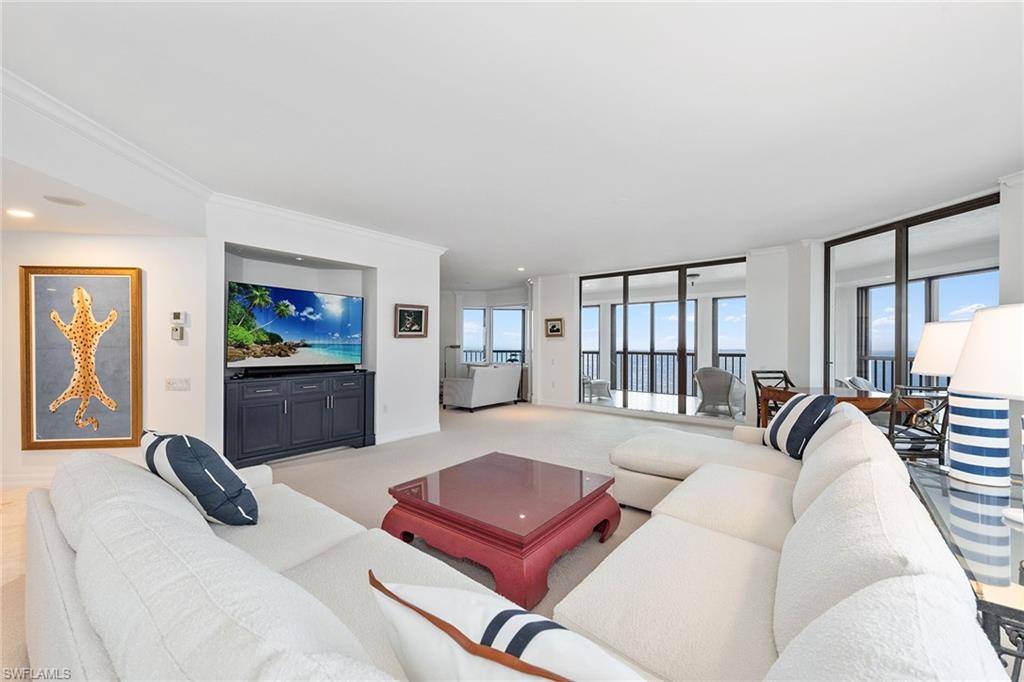CARLYSLE AT BAY COLONY - Residential