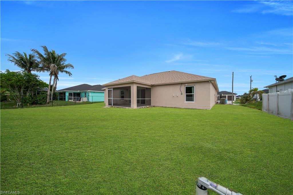 CAPE CORAL - Residential