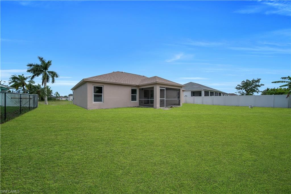 CAPE CORAL - Residential