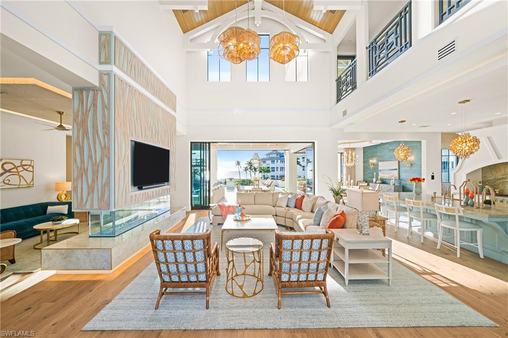 BAREFOOT BEACH - Residential