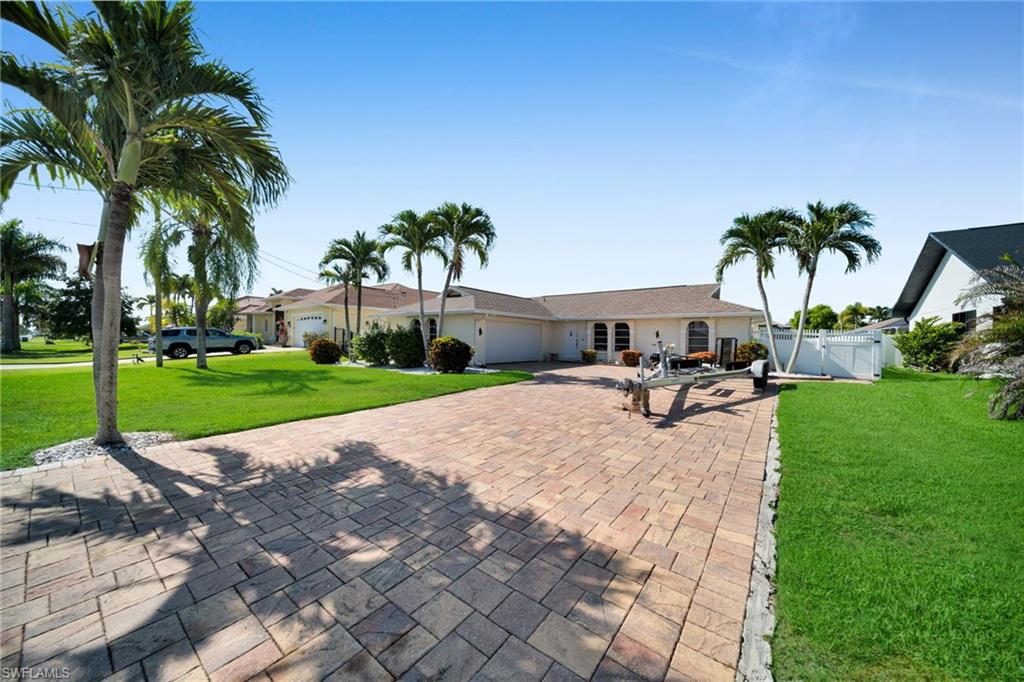 CAPE CORAL - Residential