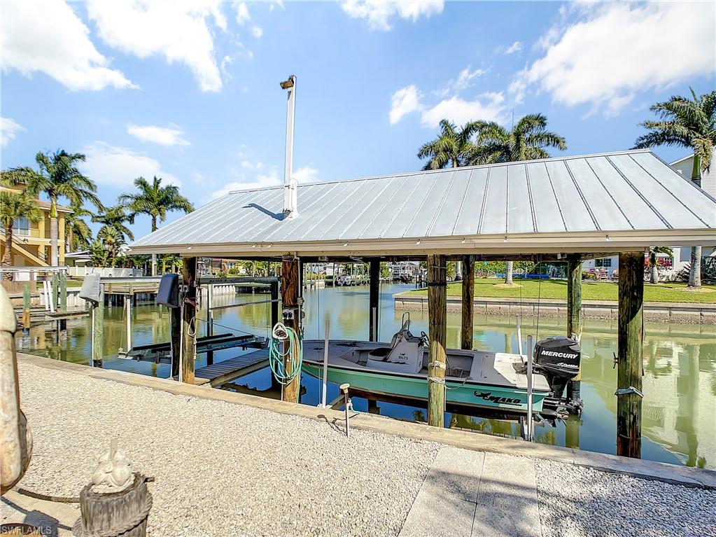 LAGUNA SHORES - Residential