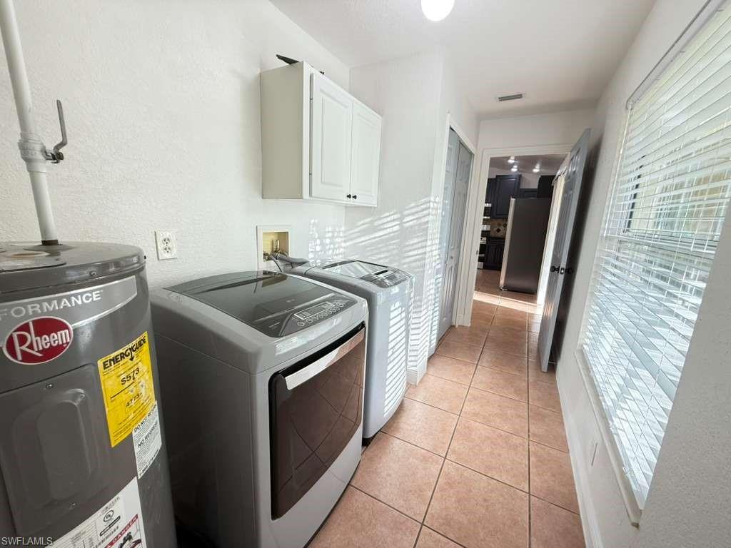 CAPE CORAL - Residential Lease