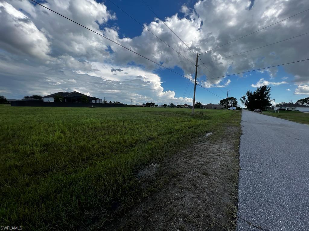 CAPE CORAL - Land