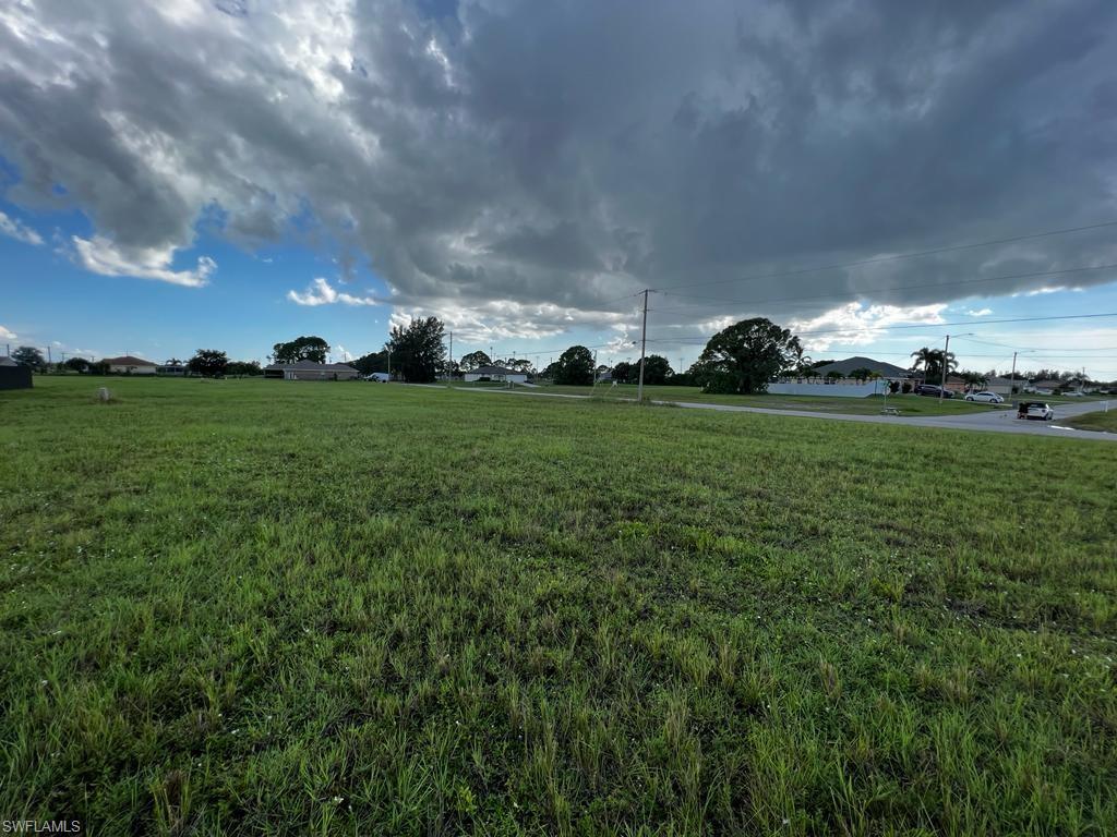 CAPE CORAL - Land