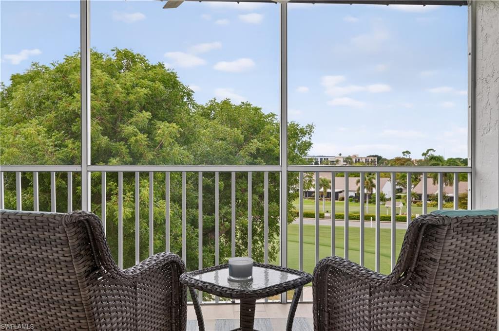 SEVEN LAKES - Residential